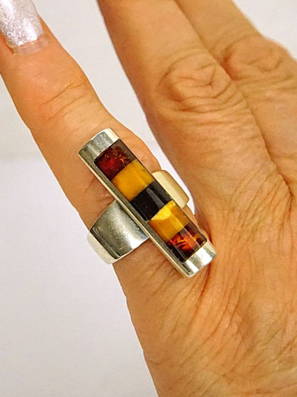 Modernist Sterling Silver Amber Inlay Petite Ring Size 6
